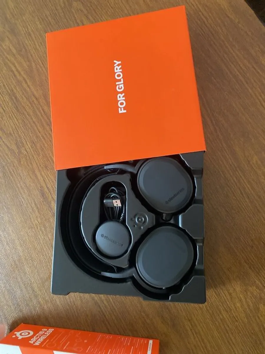 Steelseries Arctis 9 Wireless gaming headset - Image 2