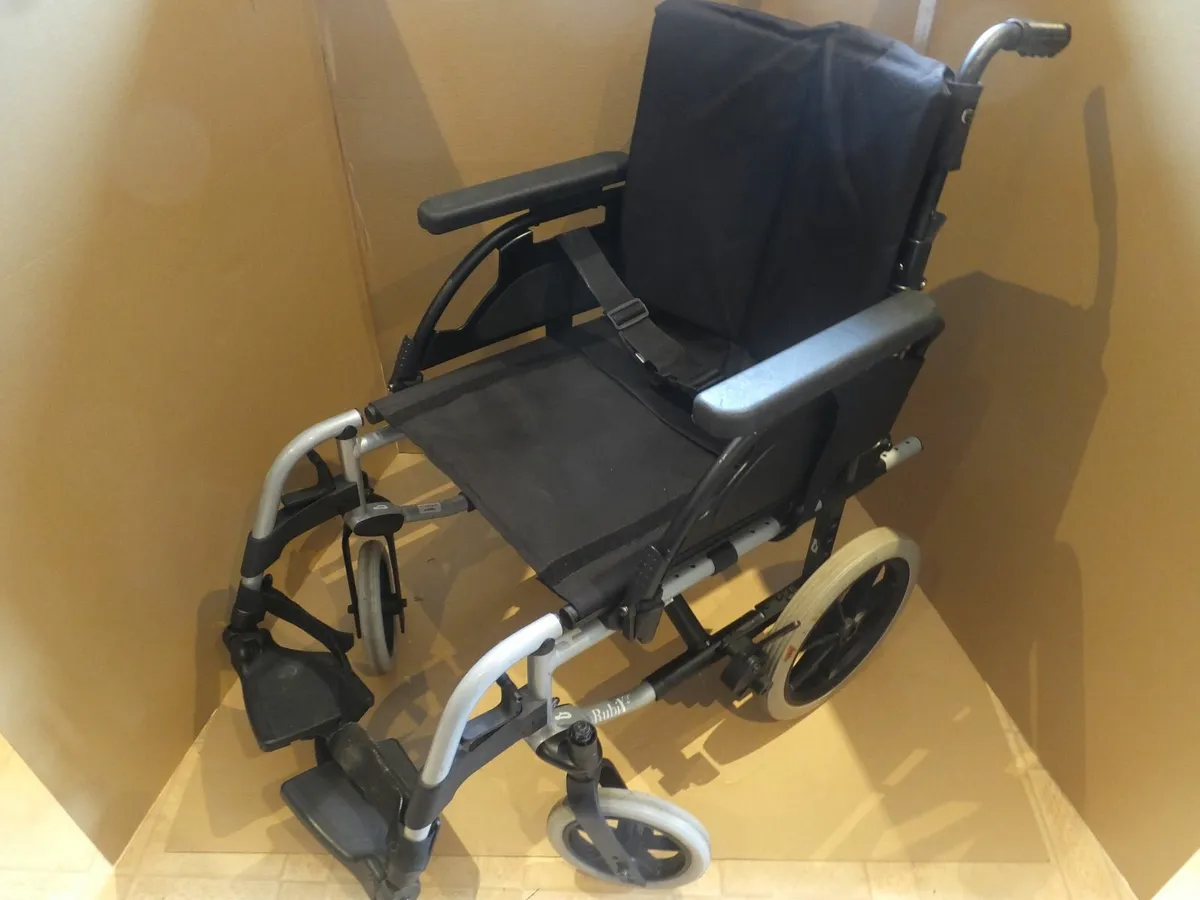 wheel chair - Image 2