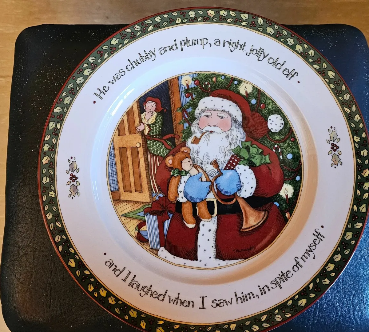 Port Meirion Christmas plates - Image 2