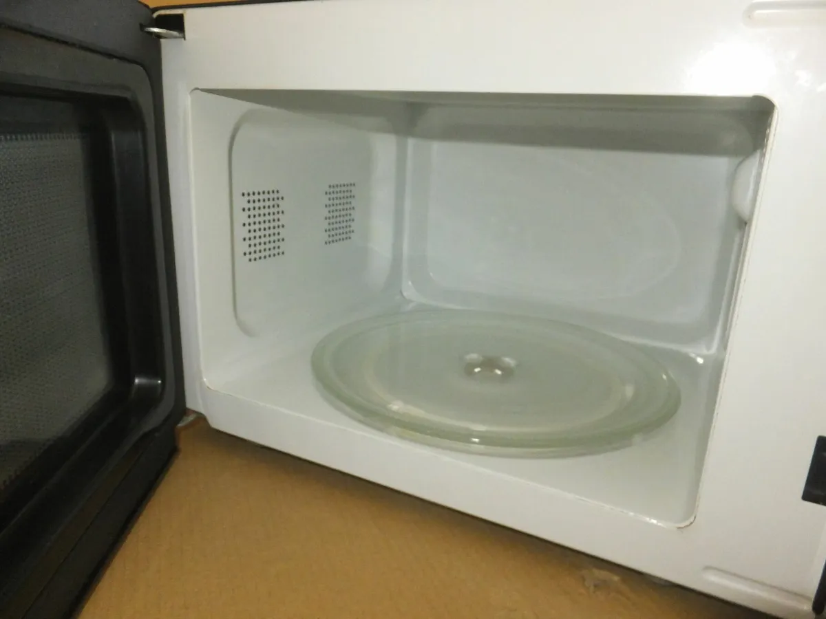 Goodmans microwave - Image 4
