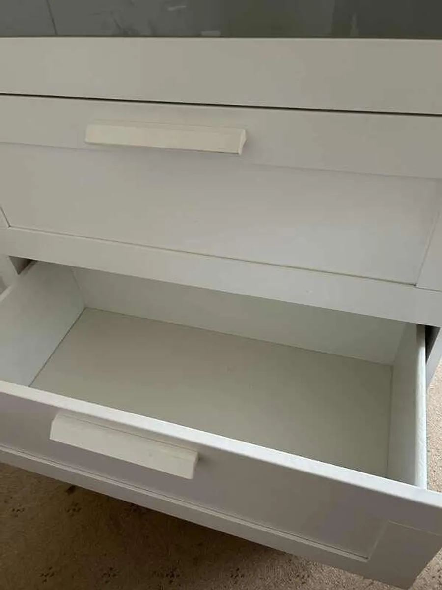 Chest of drawers - Image 2