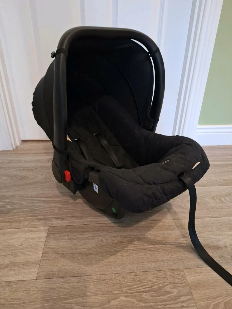 Baby Elegance Car Seat - Image 1
