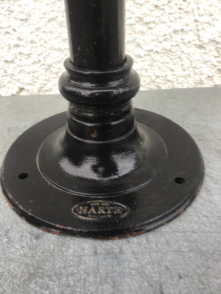 Lighting Pole Harte - Image 1