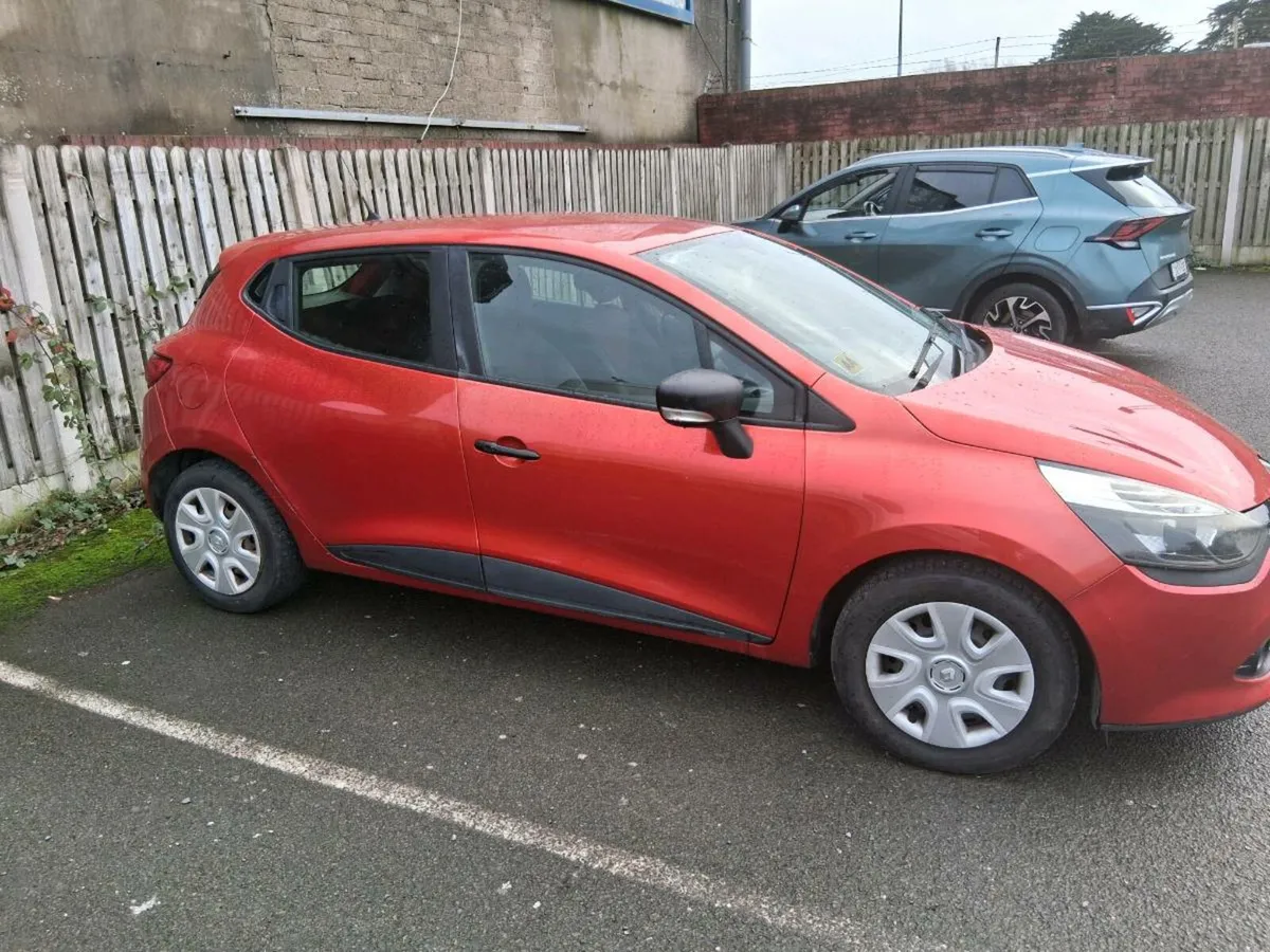 2013 Renault Clio 1.1 Petrol Nct 07/2026 €3200 - Image 1