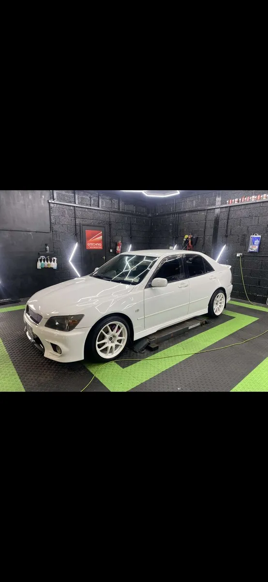 Toyota Altezza - Image 1