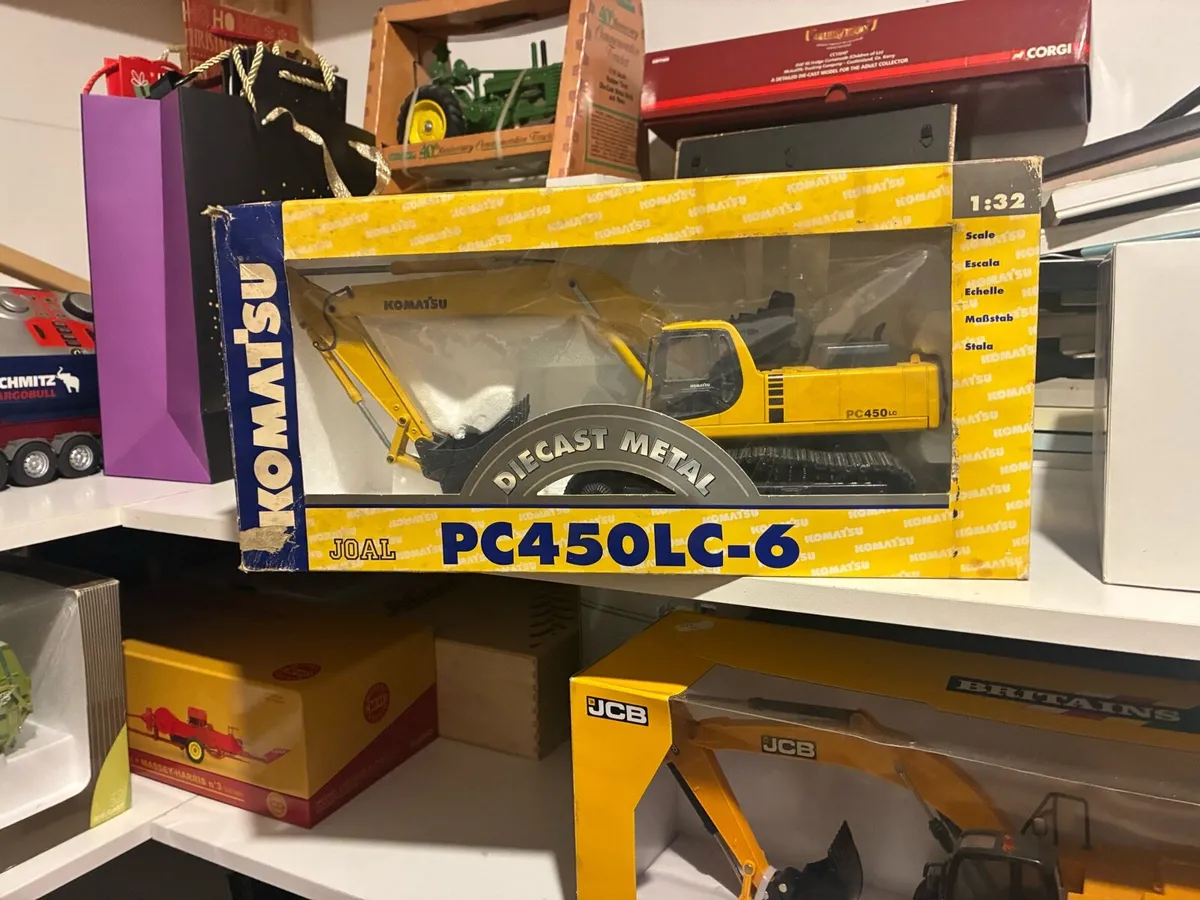 1:32 scale  models diecast - Image 3