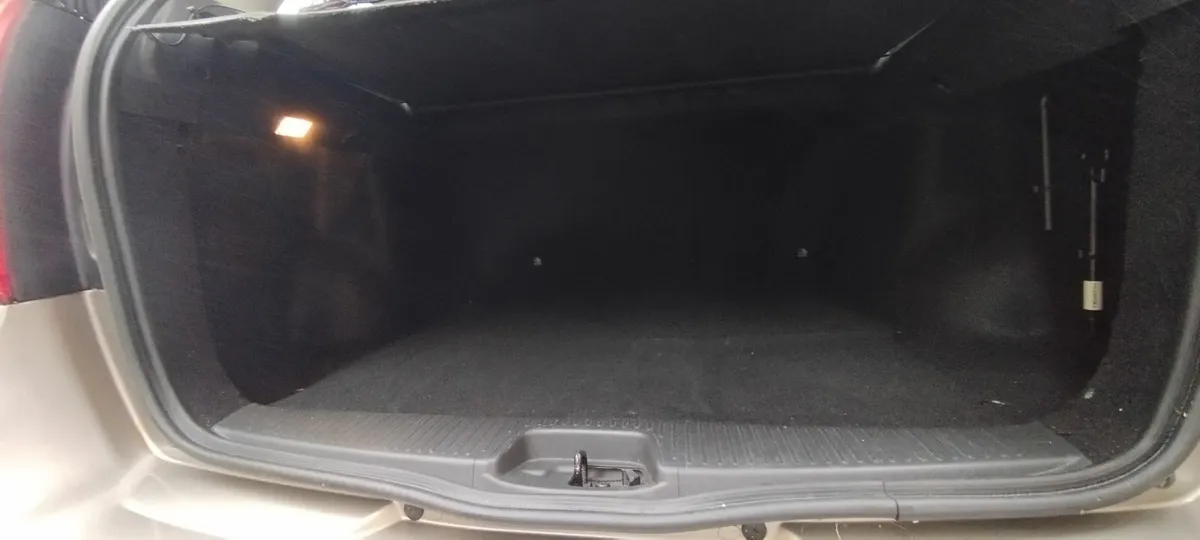 Dacia Logan 2016 - Image 4