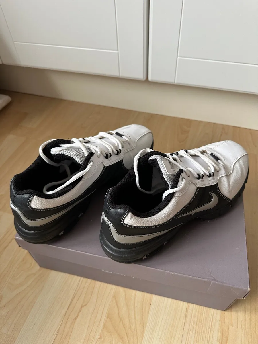 Nike Mens Golf Shoes Size 8.5 - Image 2
