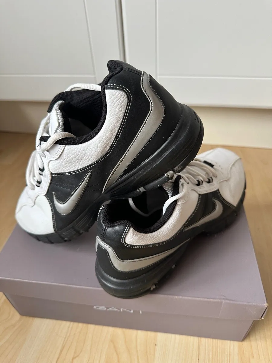 Nike Mens Golf Shoes Size 8.5 - Image 3
