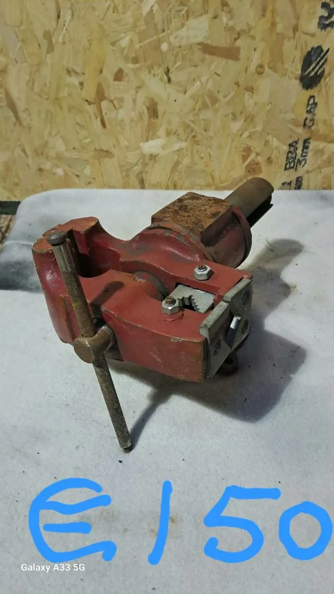 Engineering vices , bottle jacks , truck straps - Image 4