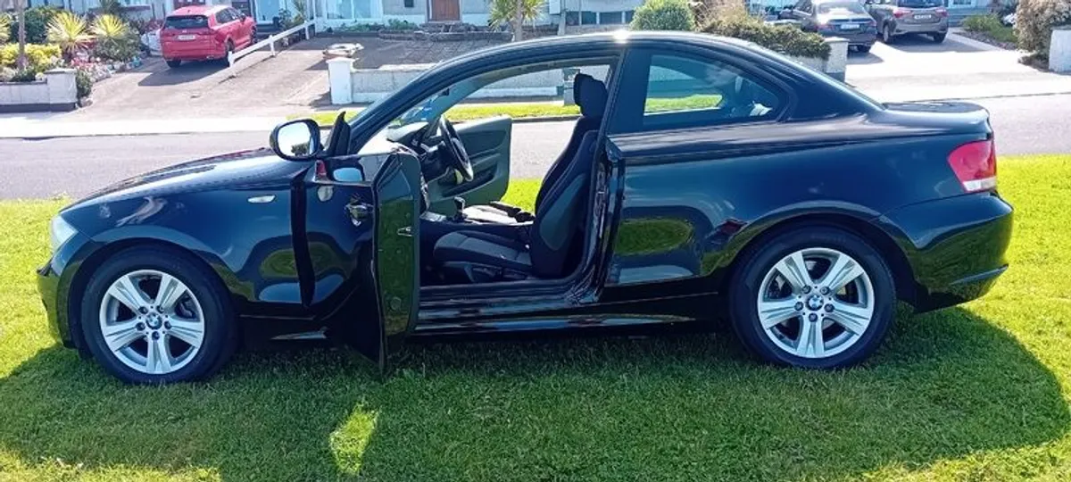 2012 BMW 1 Series - Image 4