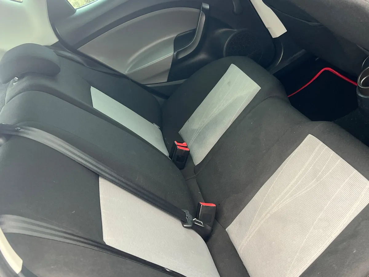 Seat Ibiza 1.2 Manual - Image 3