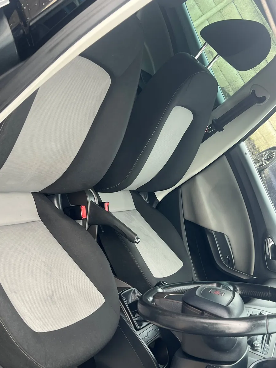 Seat Ibiza 1.2 Manual - Image 4