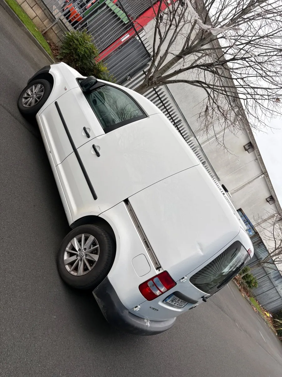 Volkswagen Caddy 2014 - Image 4