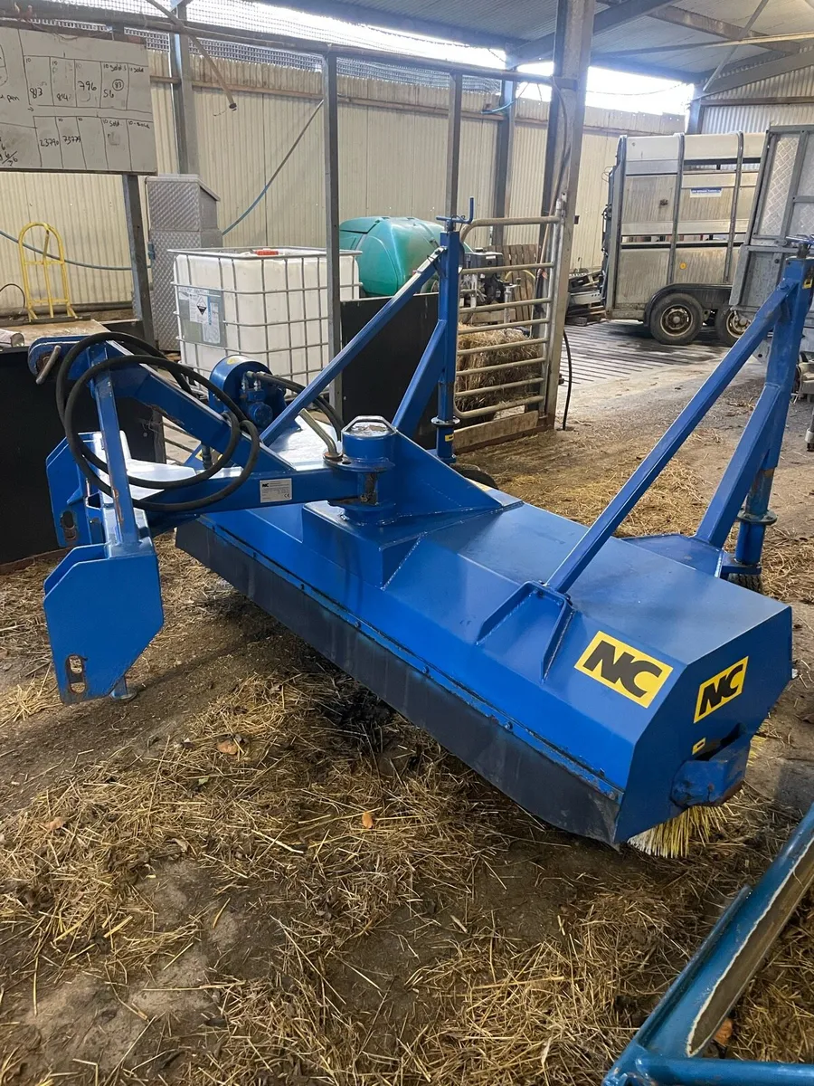 Sweeper NC Road Runner - Image 1