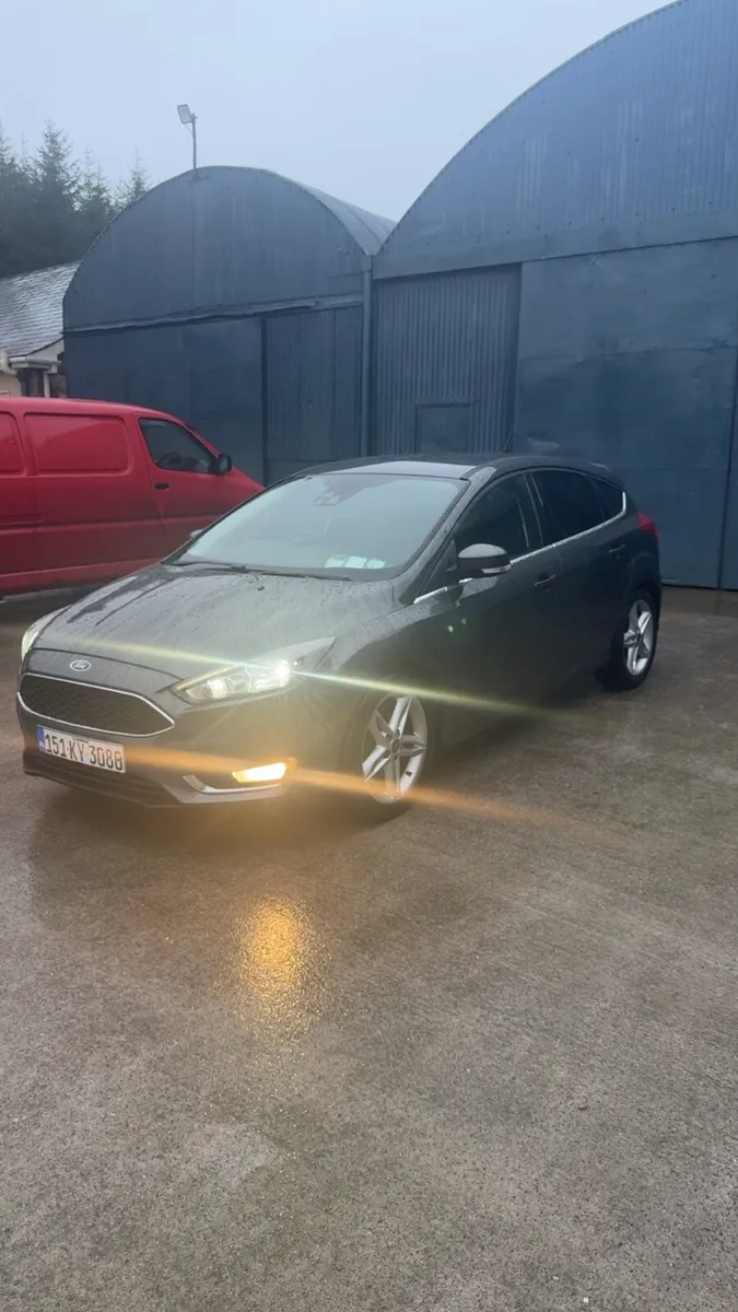 2015 ford focus - Image 1