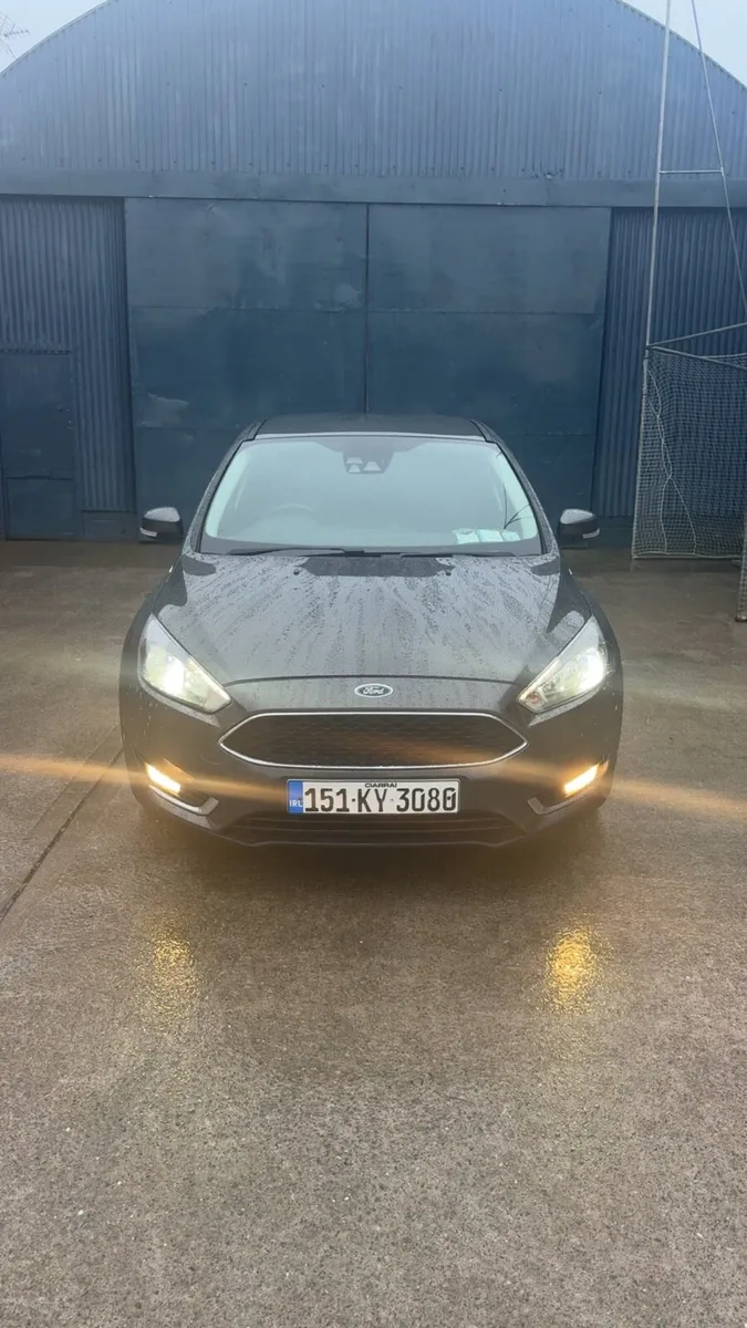 2015 ford focus - Image 2