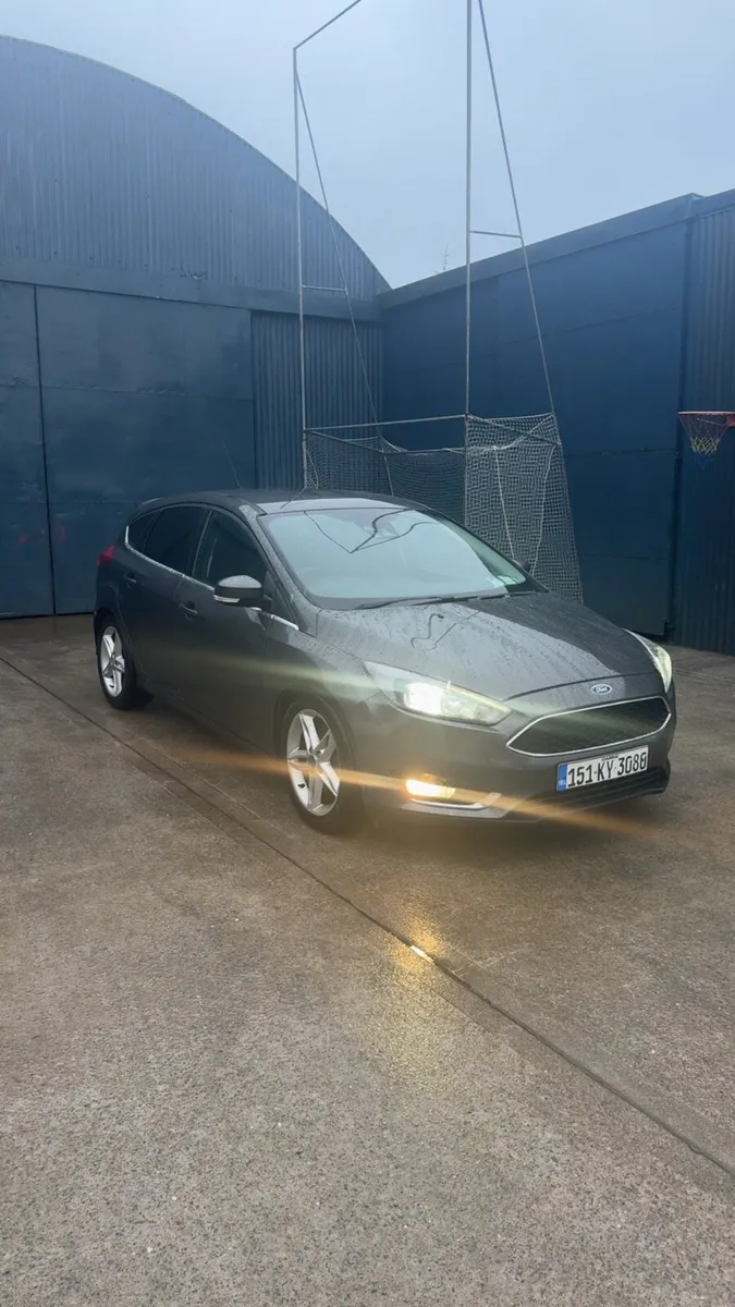 2015 ford focus - Image 3