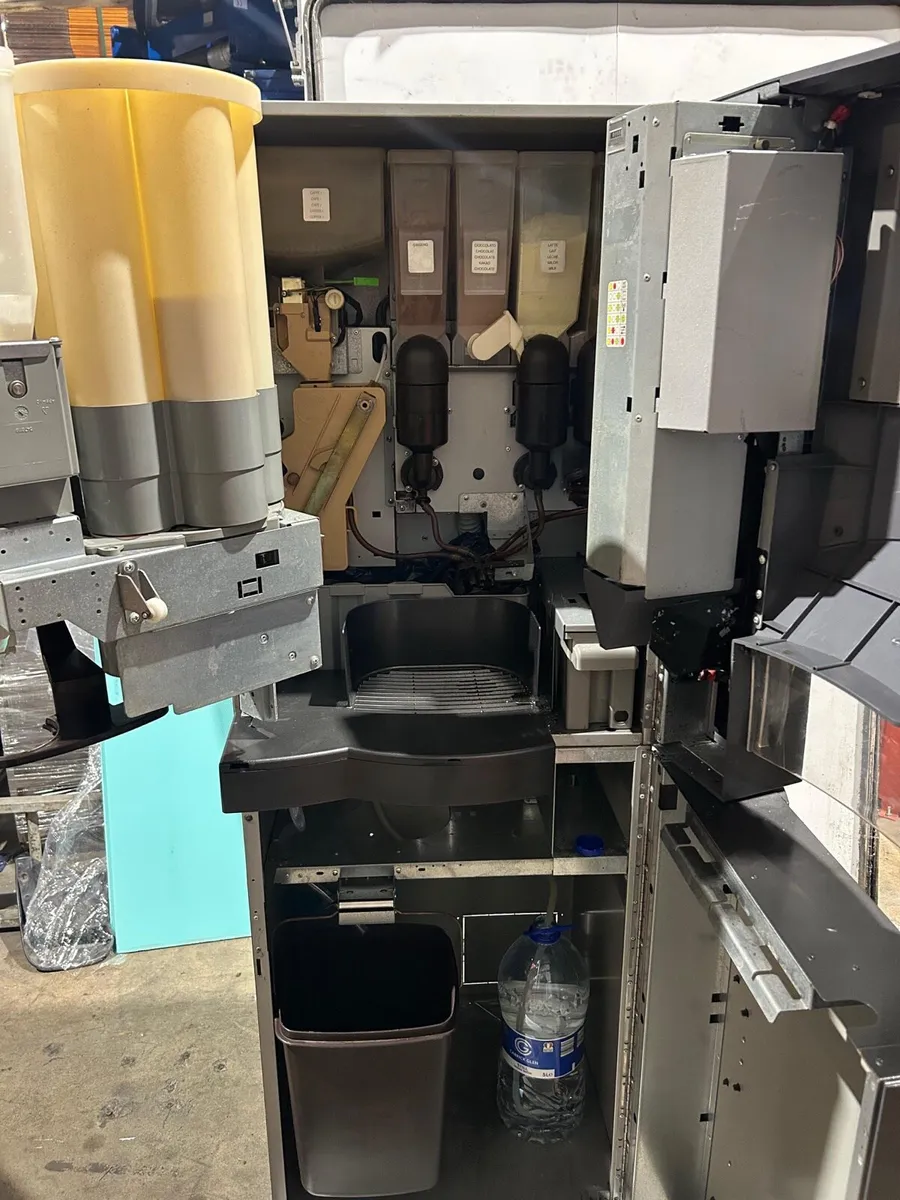 Vending machine coffee machine - Image 3