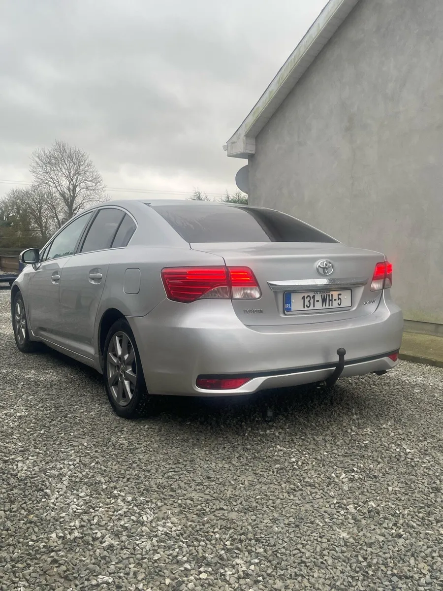 2013 Toyota Avensis 2.0 D4D - Image 3