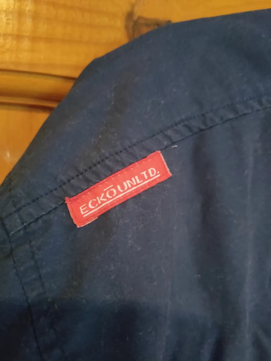 Marc Ecko Unltd S/S shirt L - Image 2