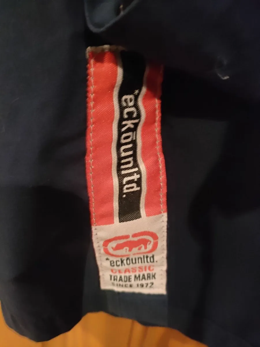 Marc Ecko Unltd S/S shirt L - Image 4