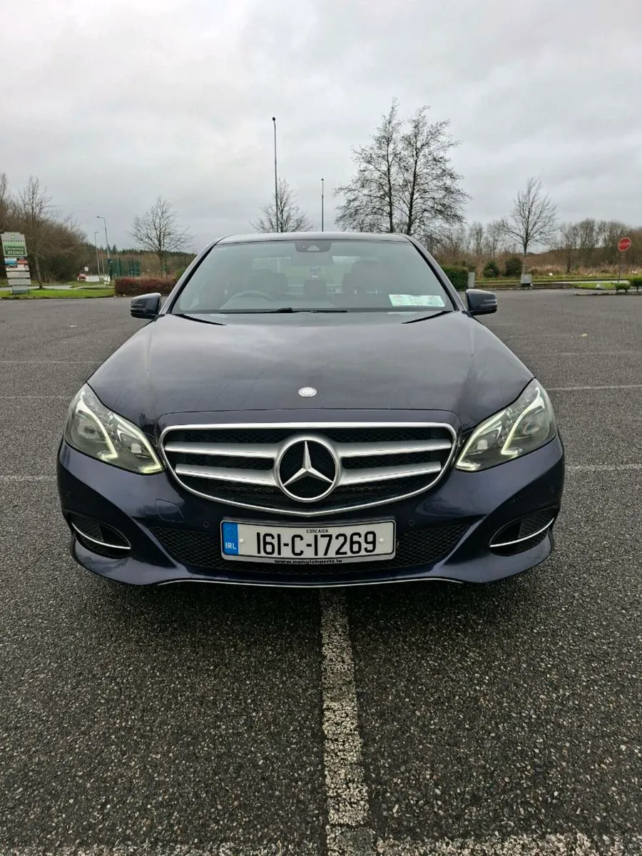 E220 Mercedes/Low Kms - Image 1