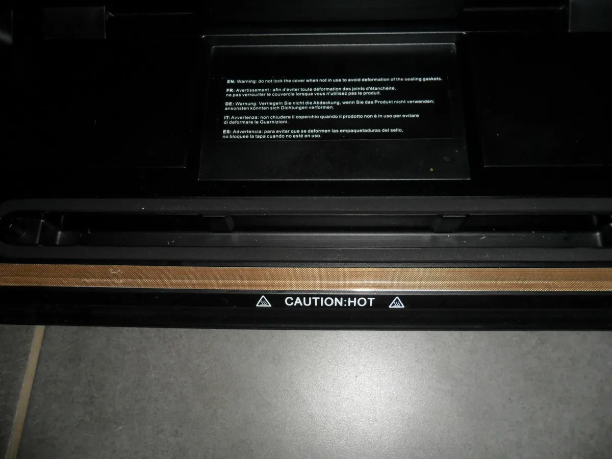 Vacuum Sealer - Image 3
