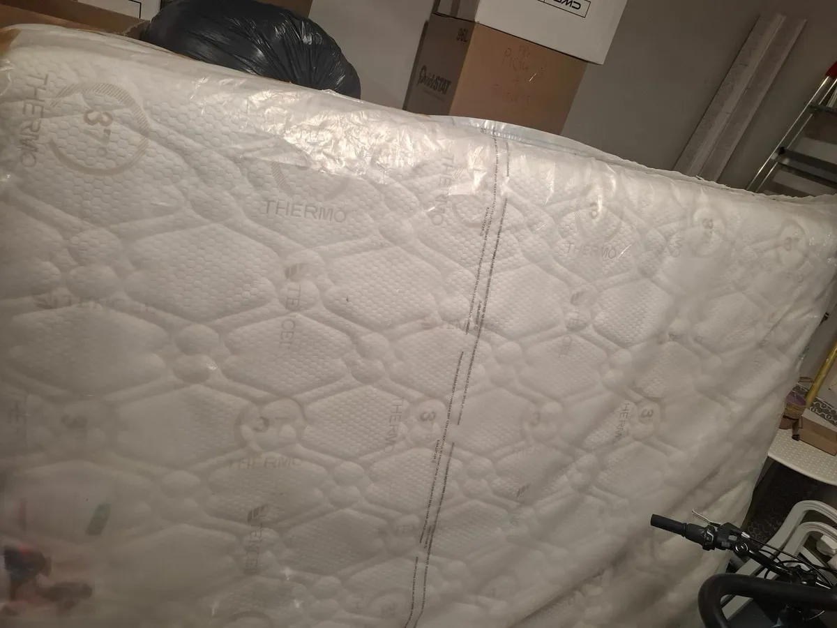 5ft king Odearest Willow Mattress - Image 3