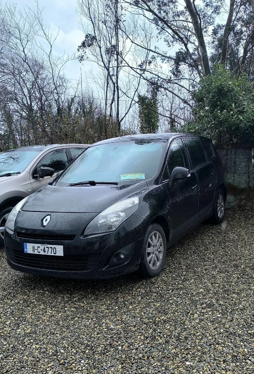 Renault Grand Scenic 2011 - Image 1