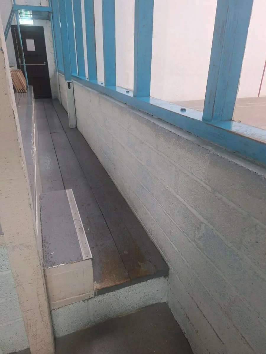 Toughened glass wall - Image 4