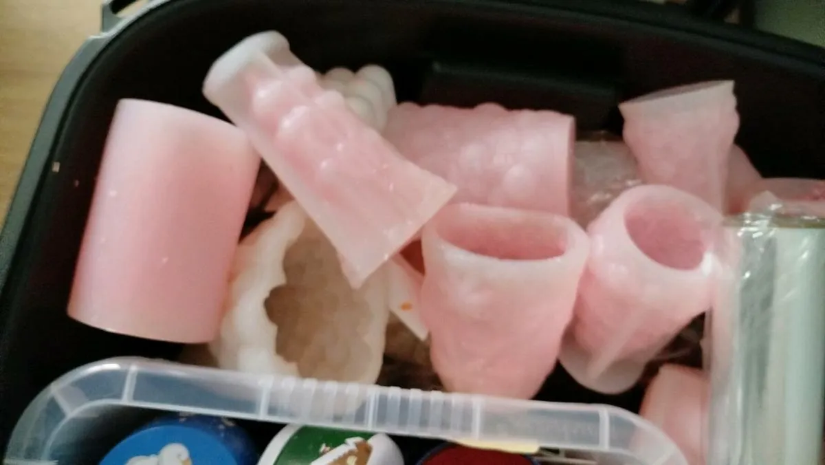 Candle making equipment - Image 1