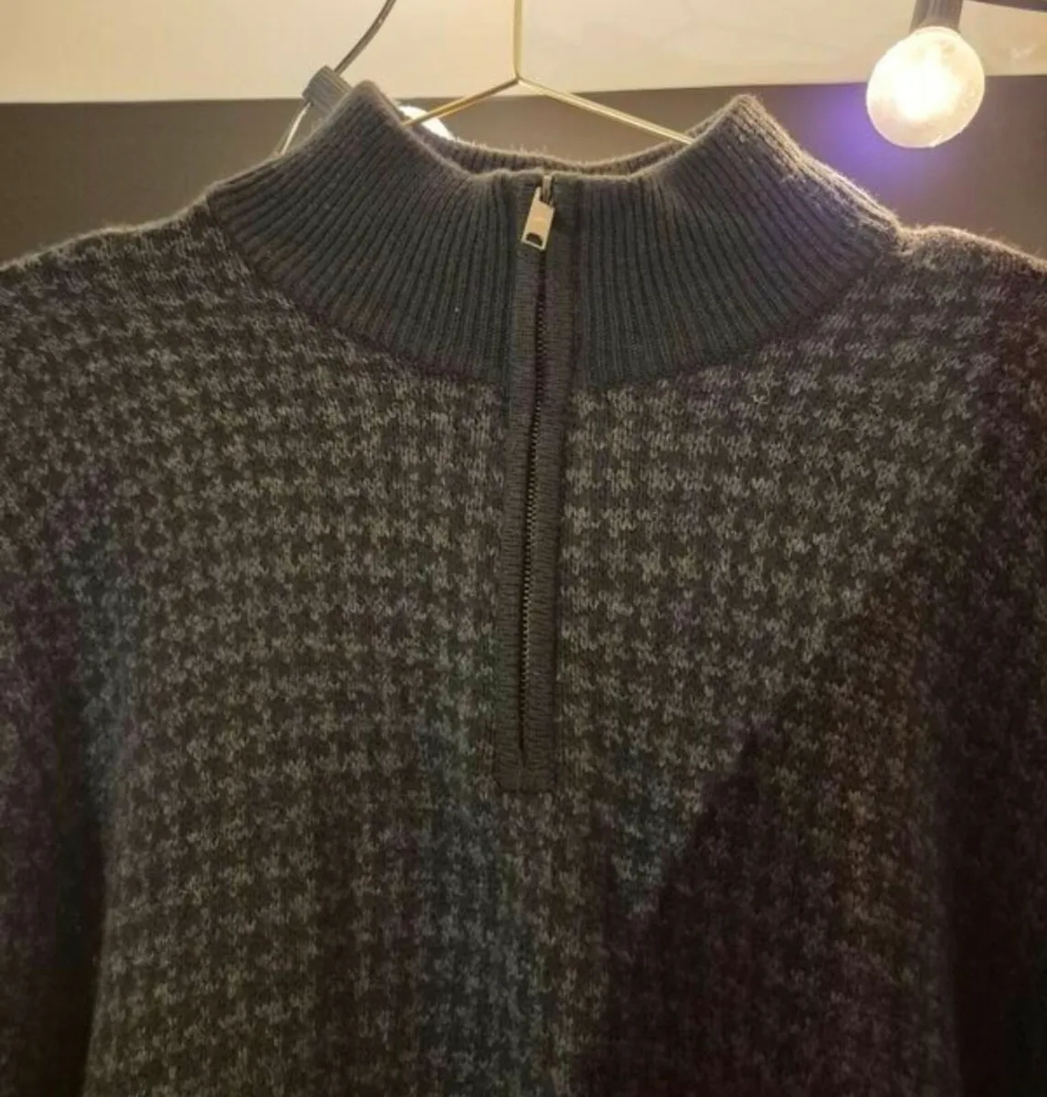 Jaeger Wool & Cashmere Half-Zip Sweater - Image 4