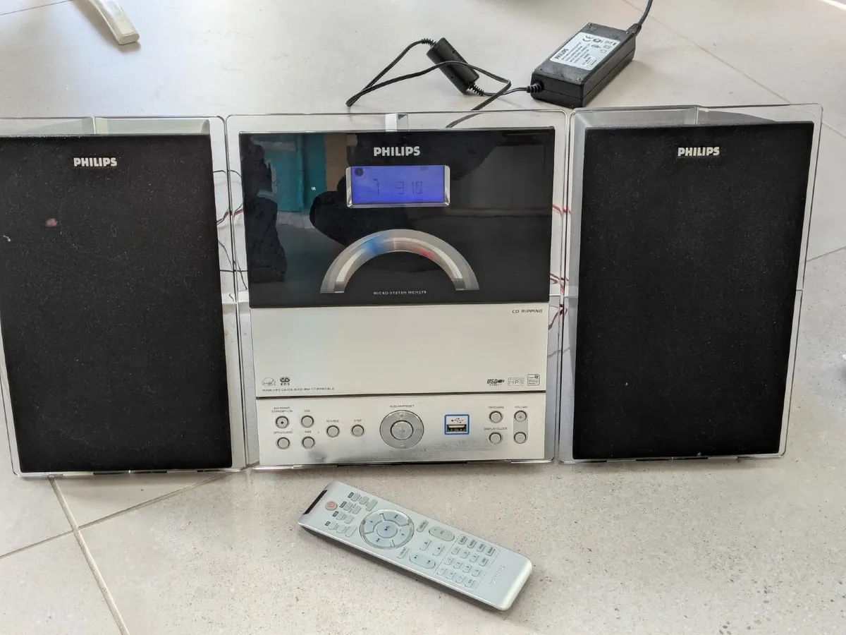 Philips MCM279/12 stereo CD/Radio/MP3 - Image 1