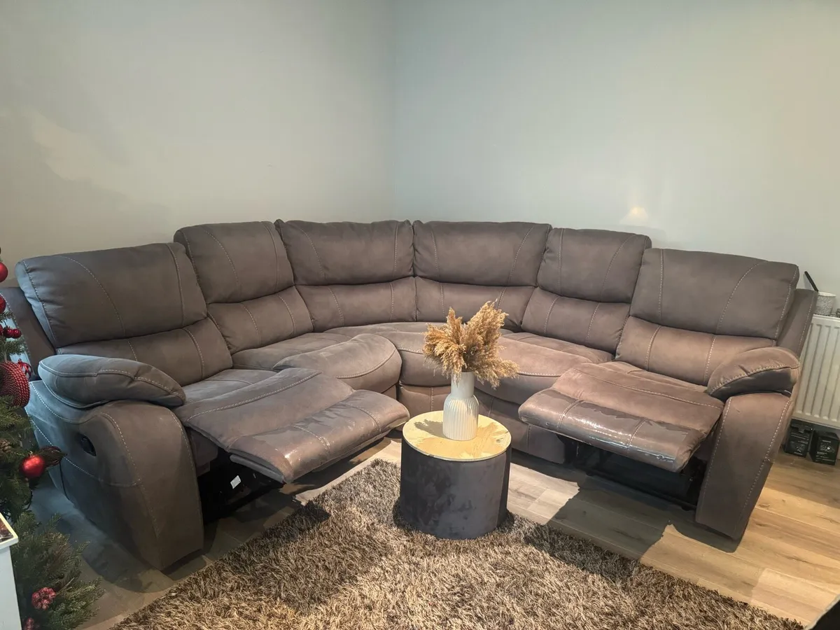 Ez Living recliner corner sofa delivery extra - Image 1