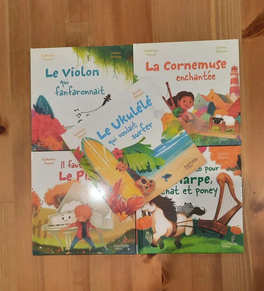9 Children French Books - Image 1