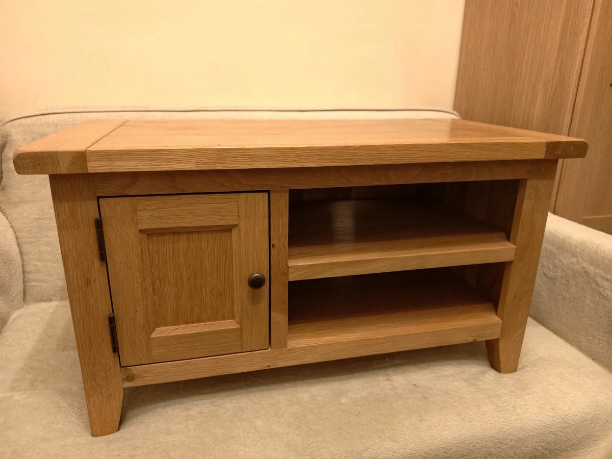 Wooden TV Unit Stand Cabinet Table Shelves Storage - Image 1