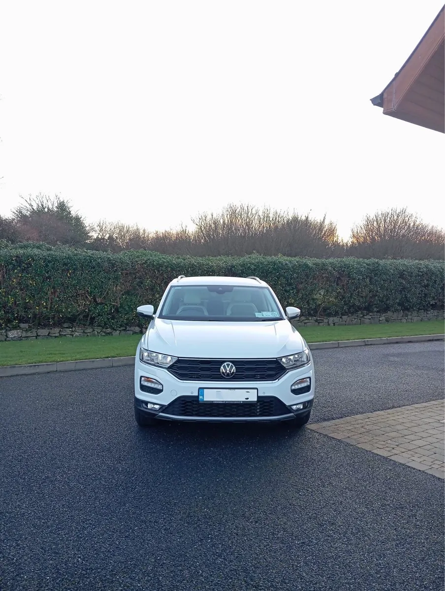 Volkswagen T- Roc - High Spec - Full VW History - Image 2