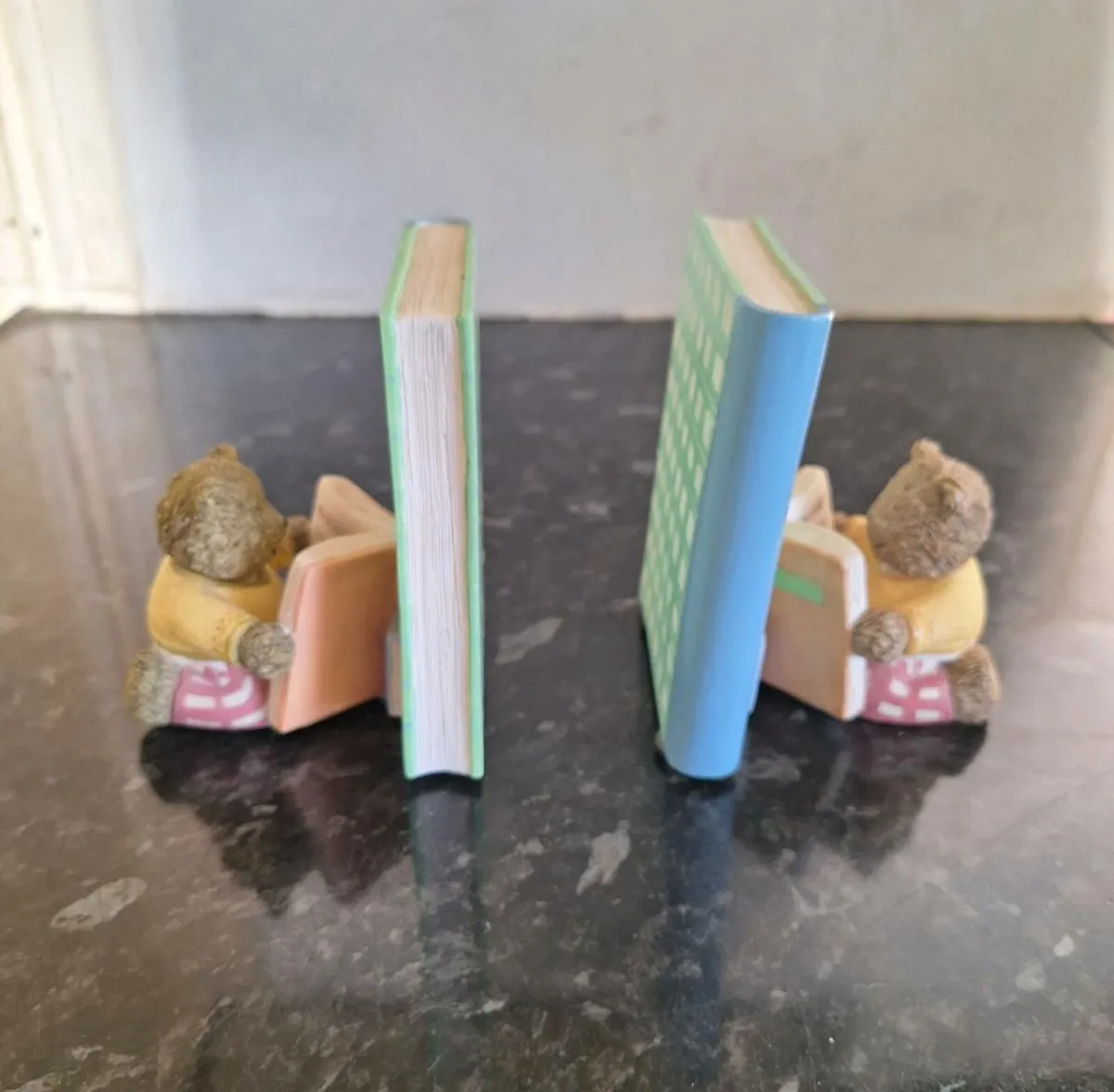 Two lovely childrens bookends see dimensions - Image 2