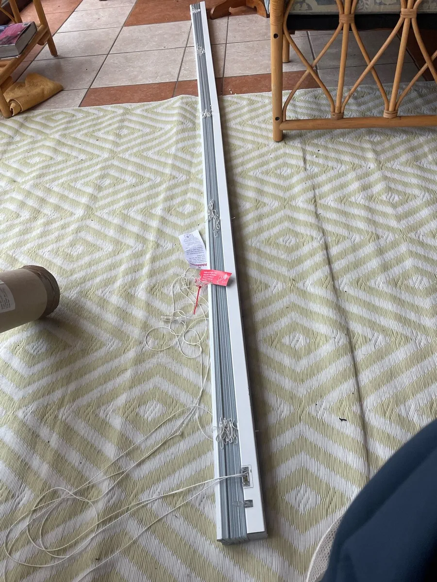 Venetian blinds brand new - Image 3