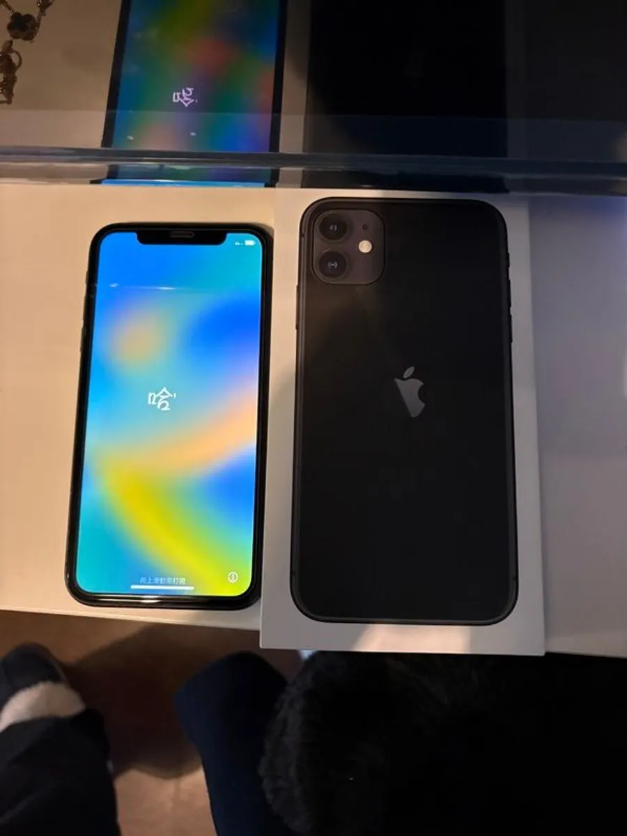 iPhone 11 Black - Image 2