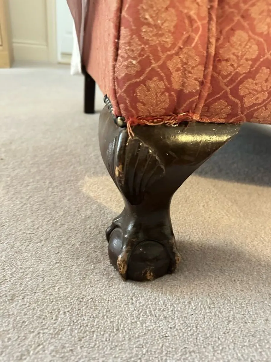 winged armchair free to take away - Image 2