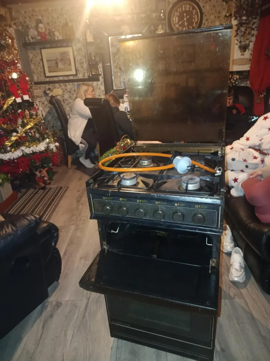 Bottle gas cooker - Image 1