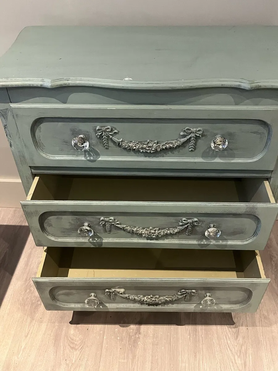 Chest of Drawers ( Mindy Brown) - Image 3