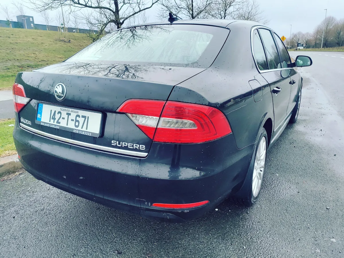 Skoda Superb 2014 - Image 3