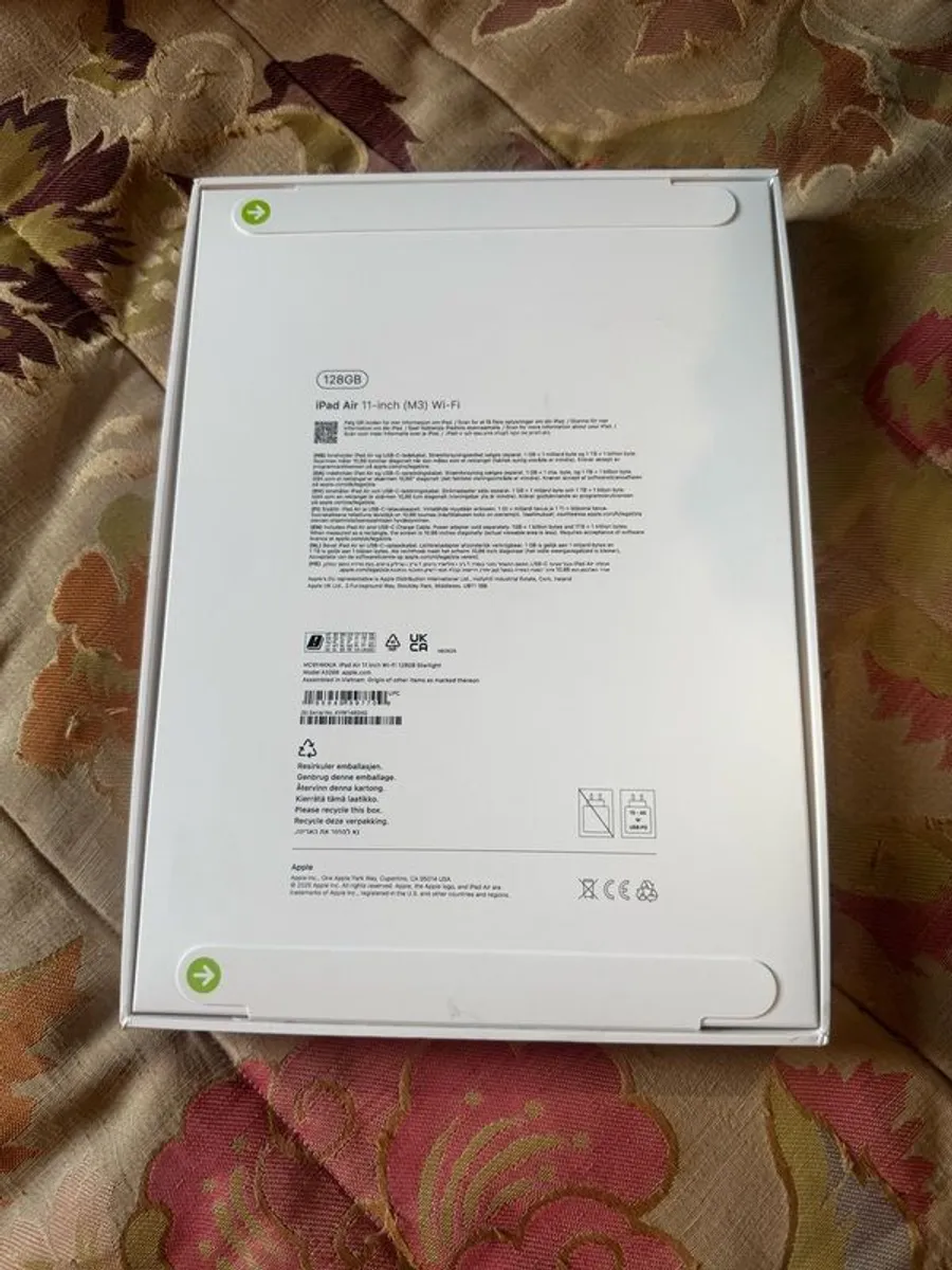 iPad Air 11-inch (M3) Wi-Fi Starlight - Image 2