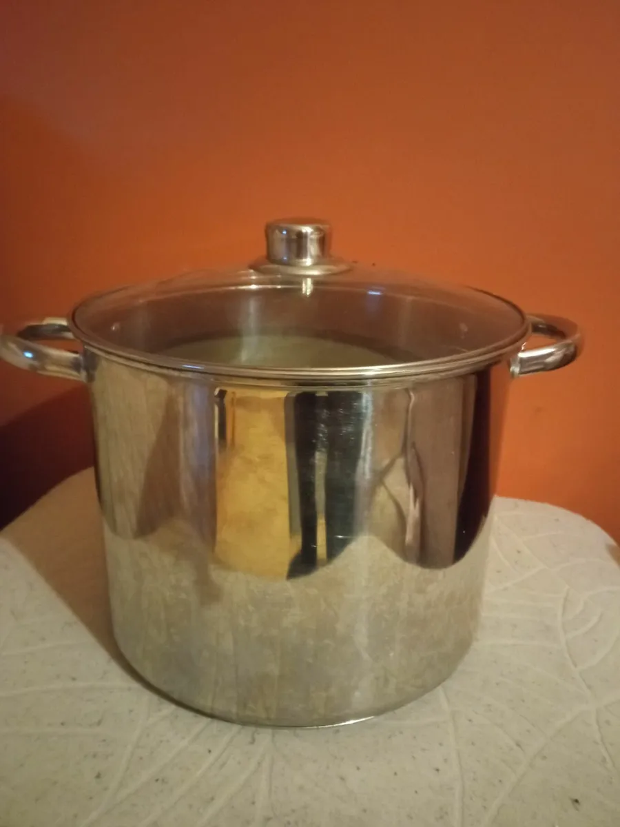 Cooking Pot 8" - Image 1