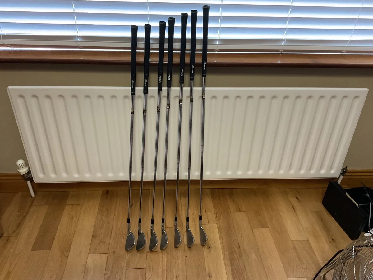 Left Hand Golf clubs - Image 1