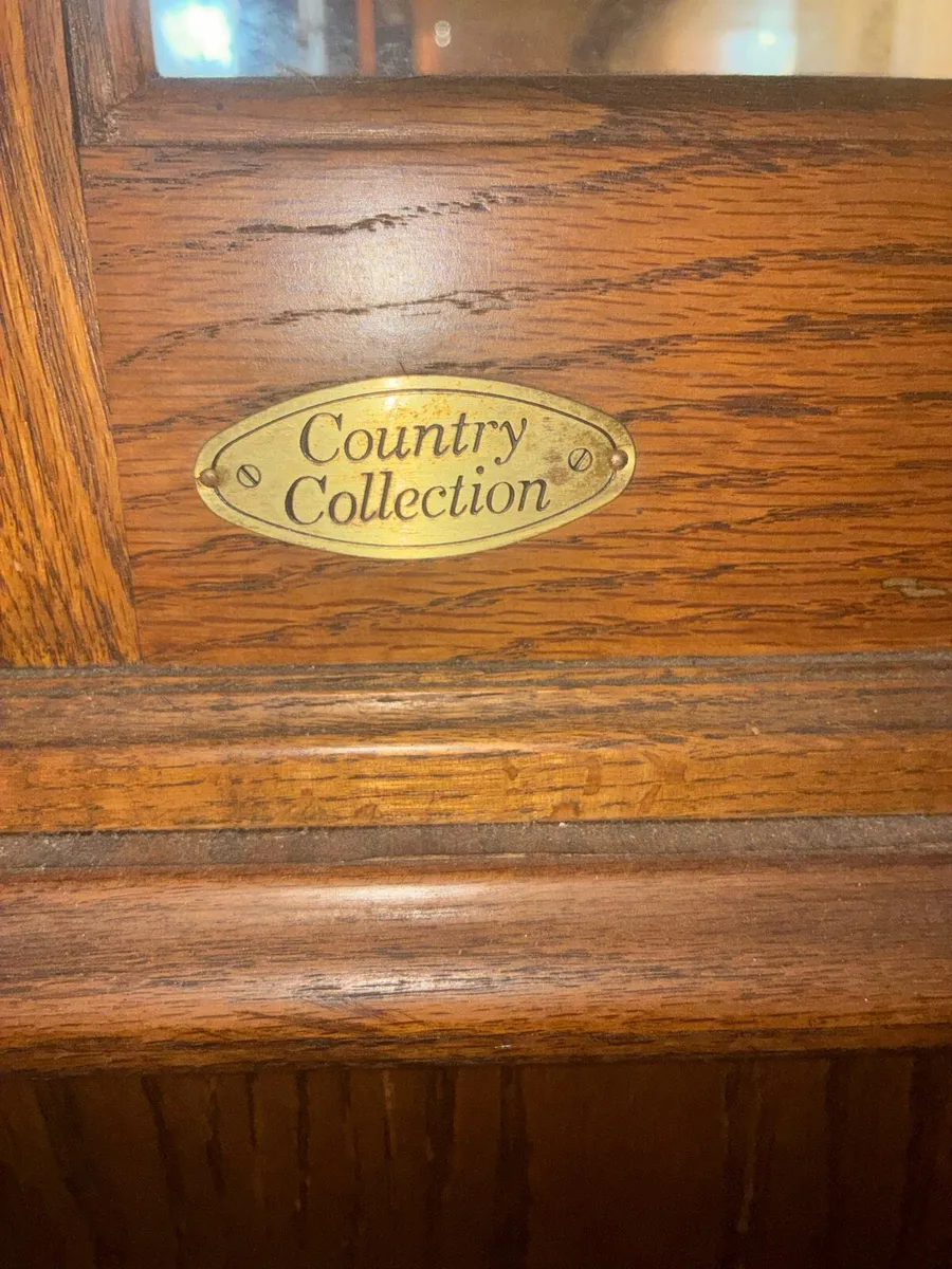 Country collection dining room dresser - Image 2