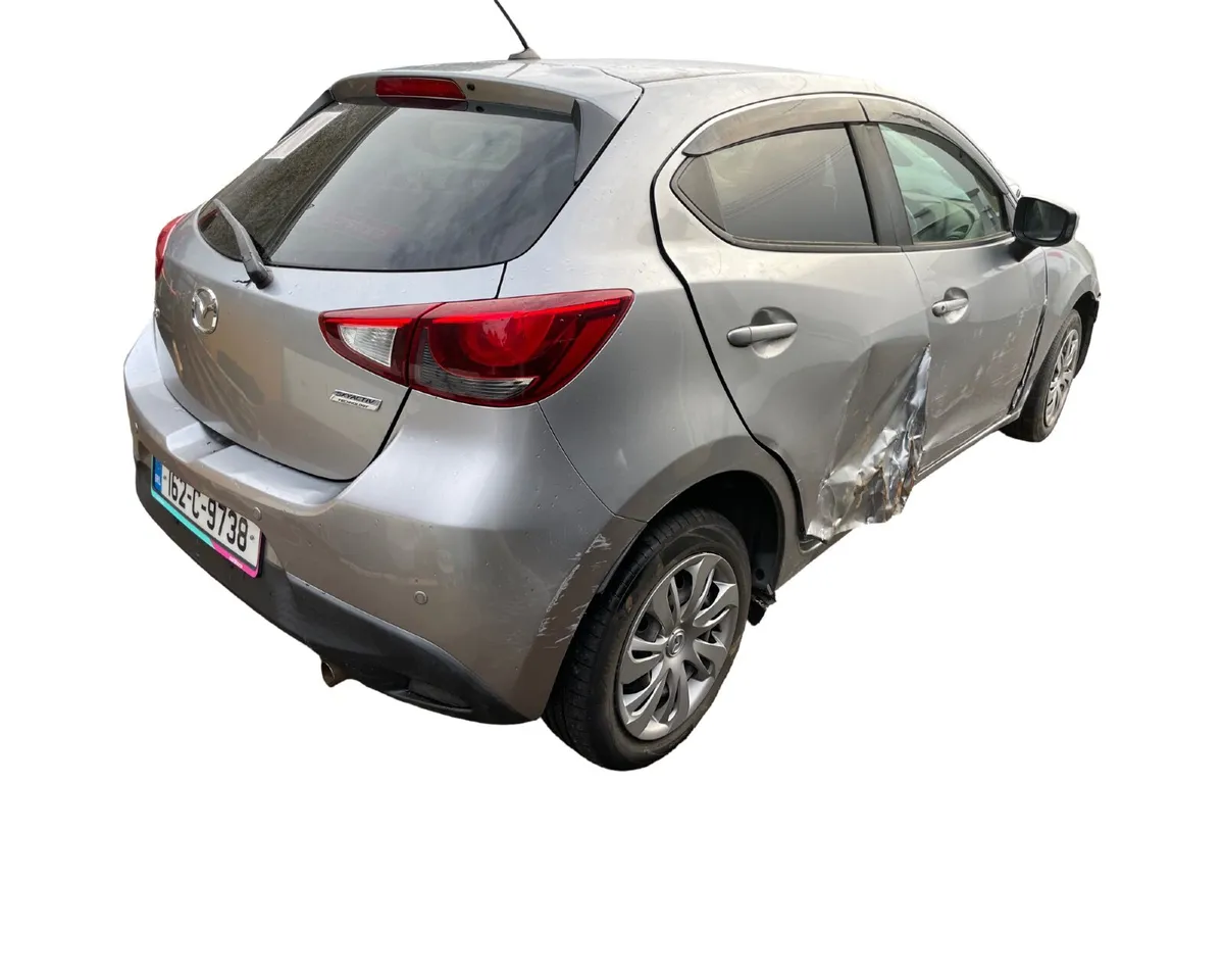 162 Mazda Demio Mazda 2 Auto 1.3 petrol - Image 4